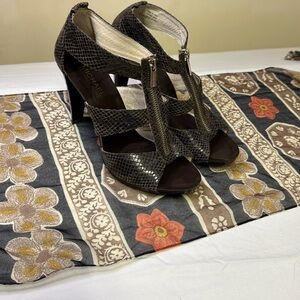 Michael Kors Brown High Heel Sandals‎ with Crisscross Straps